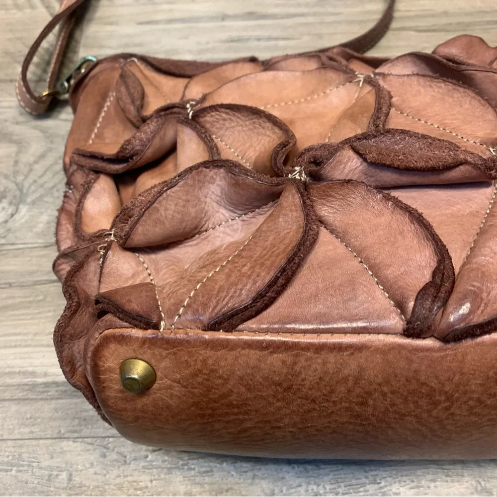 Costanza Rota Italy Genuine Soft Leather Flower Patchwork Crossbody Bag - Picture 10 of 15